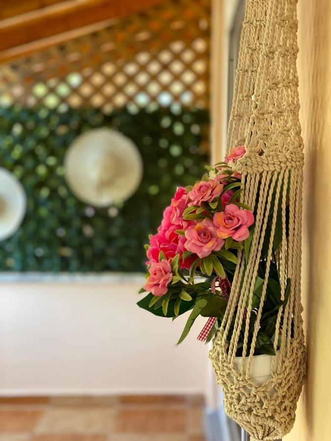 Areti Rooms Hotel Himare Exterior foto